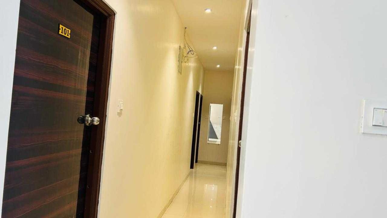 Oyo Hotel Elite Chandrapur Екстер'єр фото