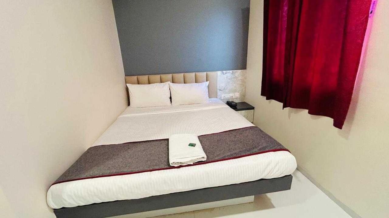 Oyo Hotel Elite Chandrapur Екстер'єр фото