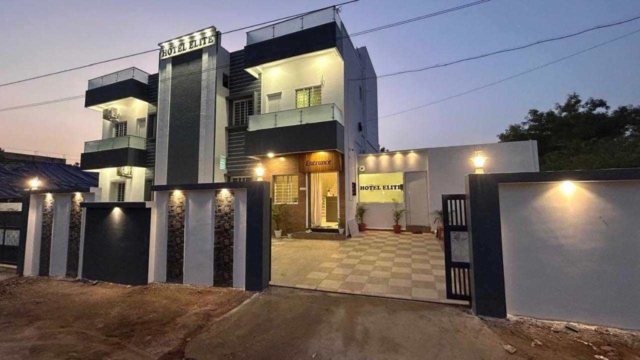 Oyo Hotel Elite Chandrapur Екстер'єр фото